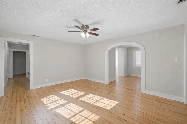 $4,995 | 1202 East 29th Street, Austin, TX 78722