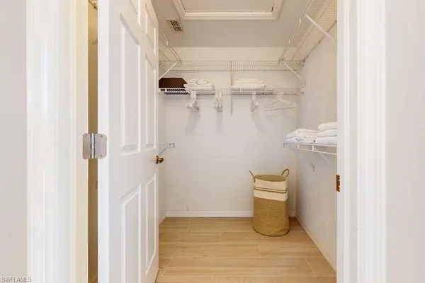 $4,500 | 350 Robin Hood Circle, Unit 202, Naples, FL 34104