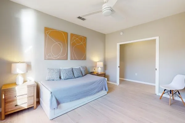 $4,500 | 350 Robin Hood Circle, Unit 202, Naples, FL 34104