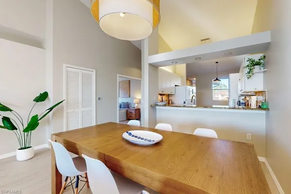 $4,500 | 350 Robin Hood Circle, Unit 202, Naples, FL 34104