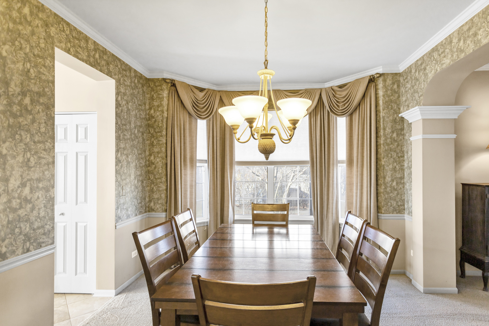 320 Tralee Lane McHenry, IL 60050 - Photo 6 of 46