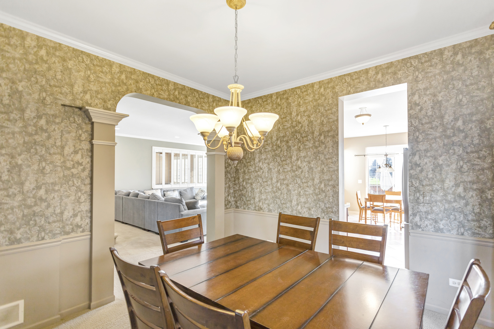 320 Tralee Lane McHenry, IL 60050 - Photo 7 of 46