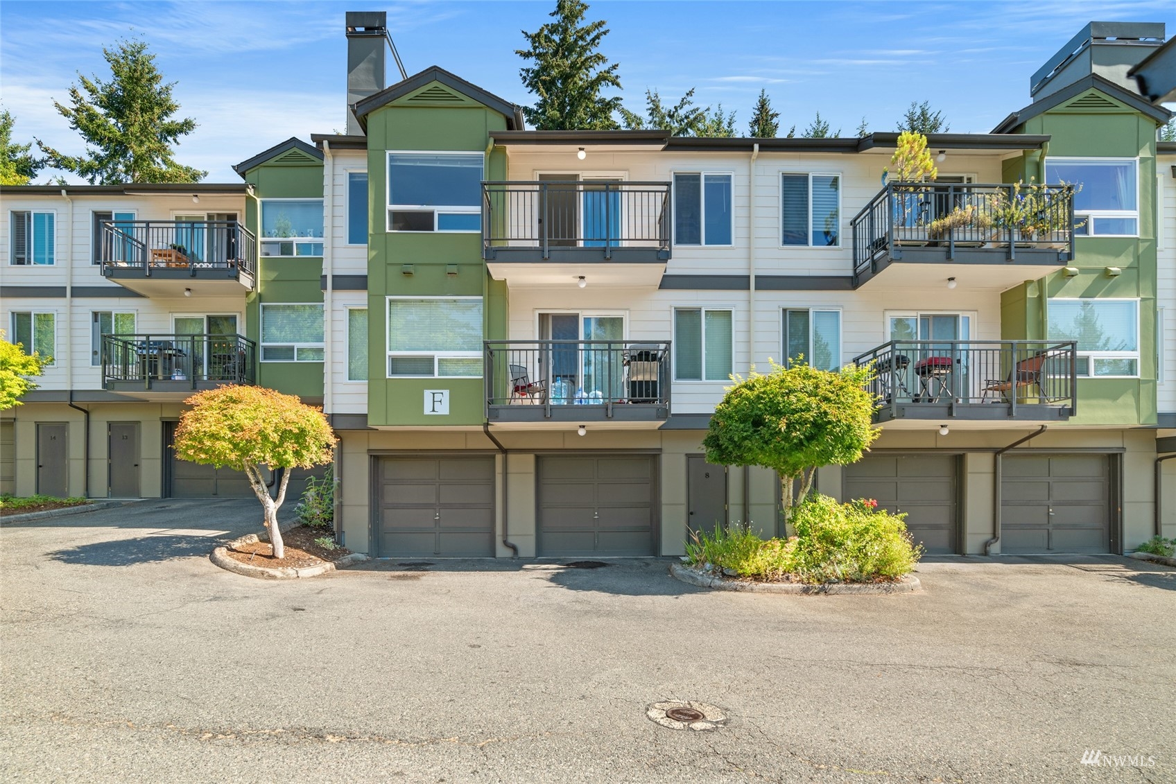 31500 33rd Place Southwest, Unit F204 Federal Way, WA 98023 - Photo 1 of 29 a front view of a house