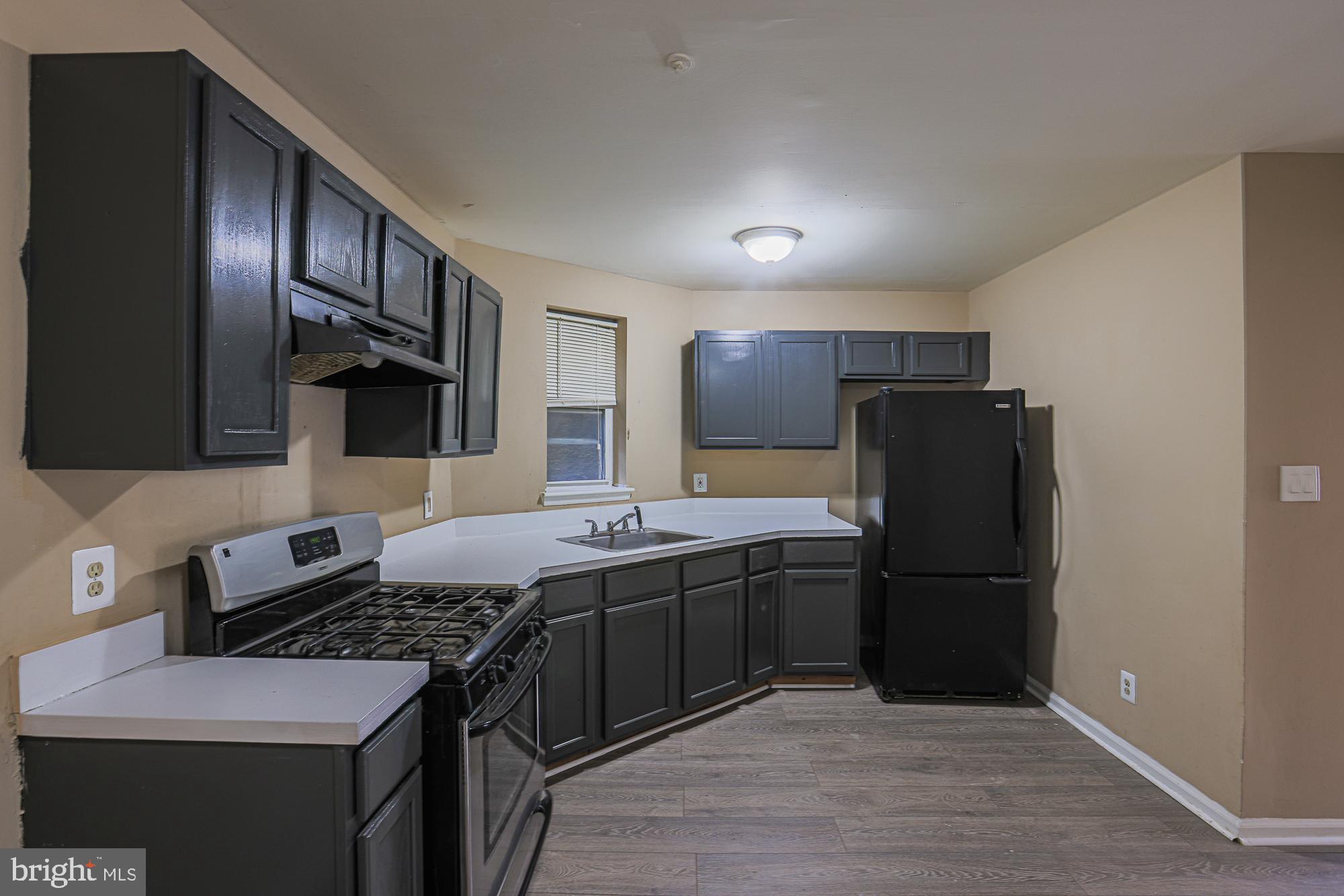 1025 Edmondson Avenue Baltimore, MD 21223 - Photo 16 of 36 Unit B (second floor)