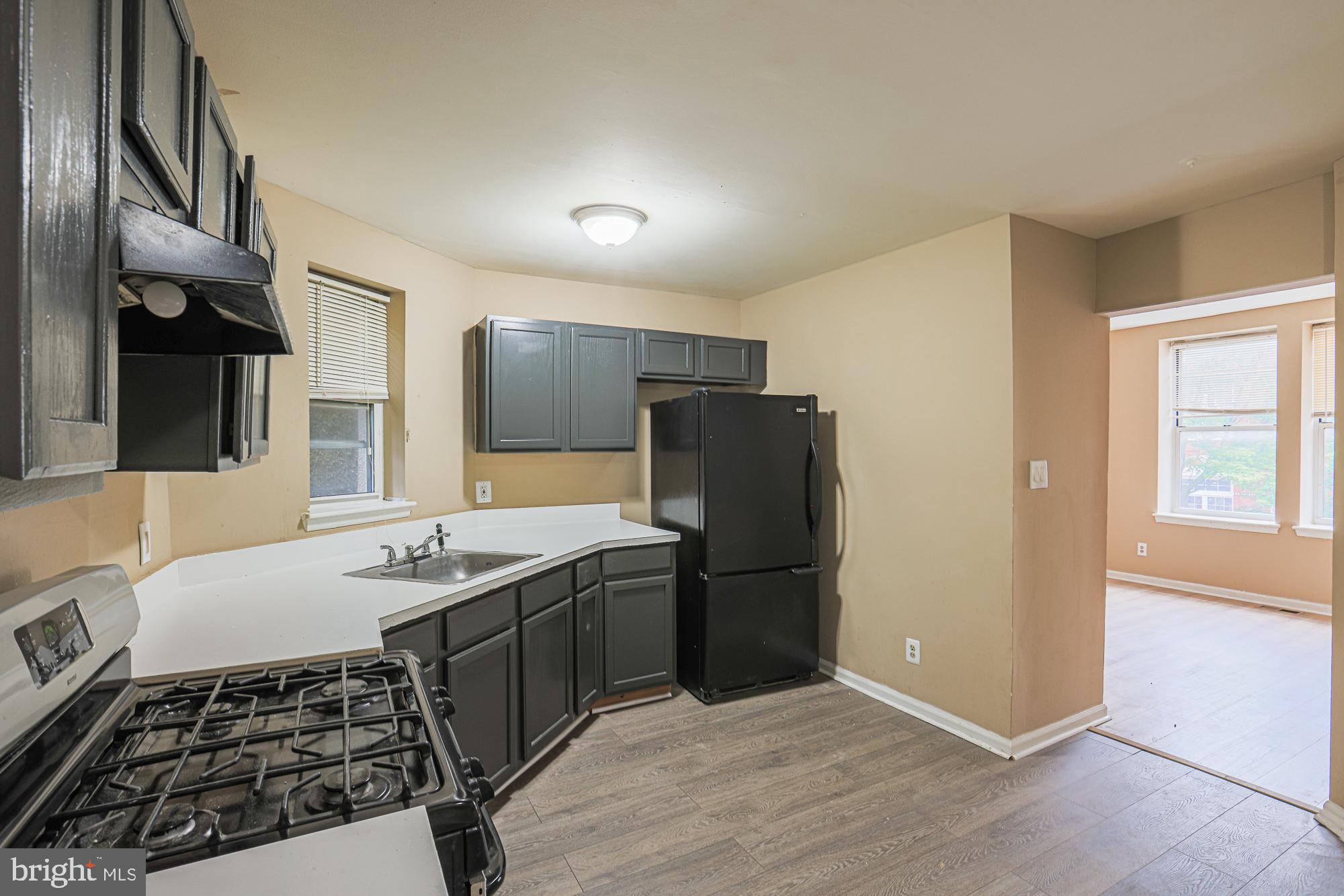 1025 Edmondson Avenue Baltimore, MD 21223 - Photo 19 of 36 Unit B (second floor)