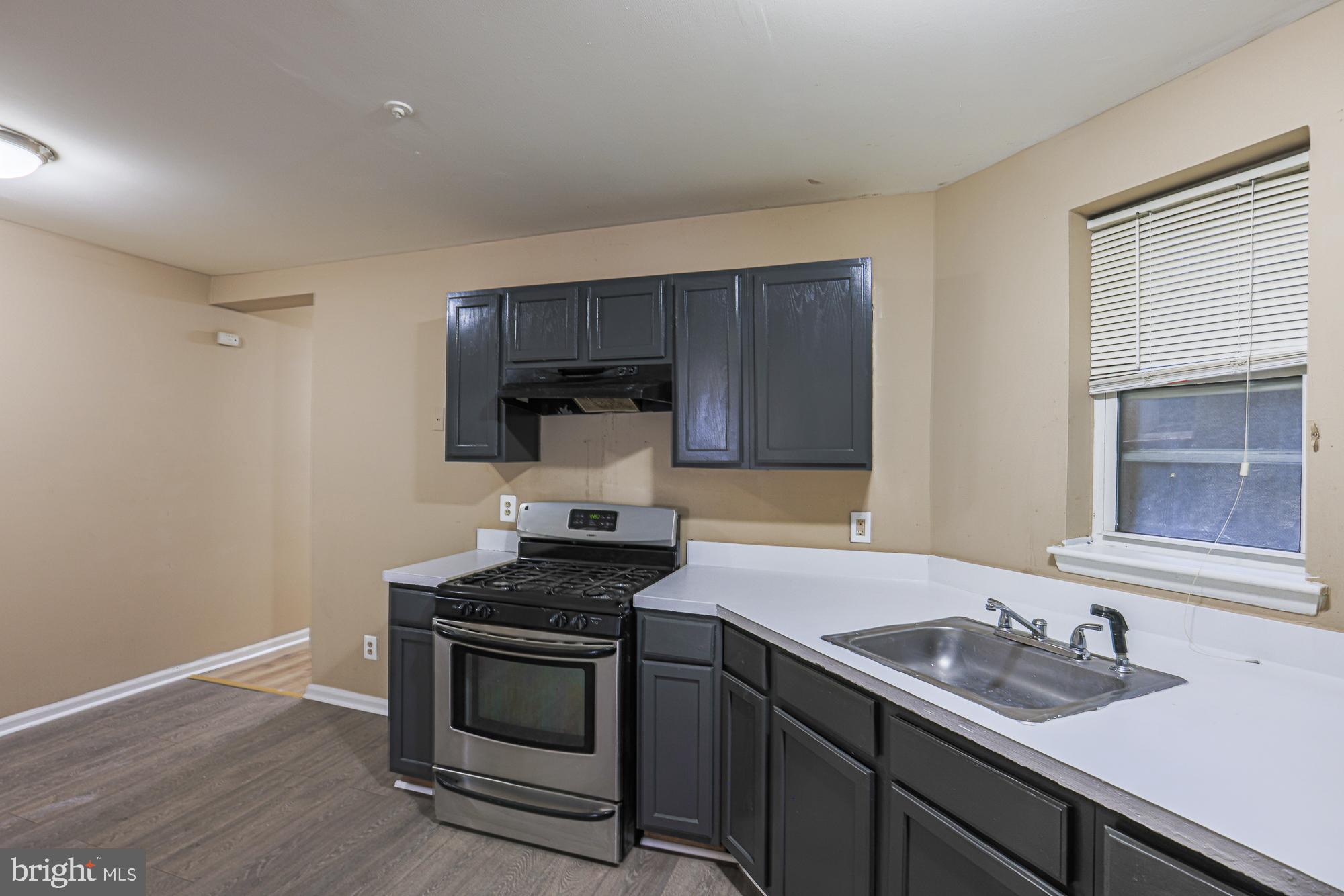 1025 Edmondson Avenue Baltimore, MD 21223 - Photo 23 of 36 Unit B (second floor)