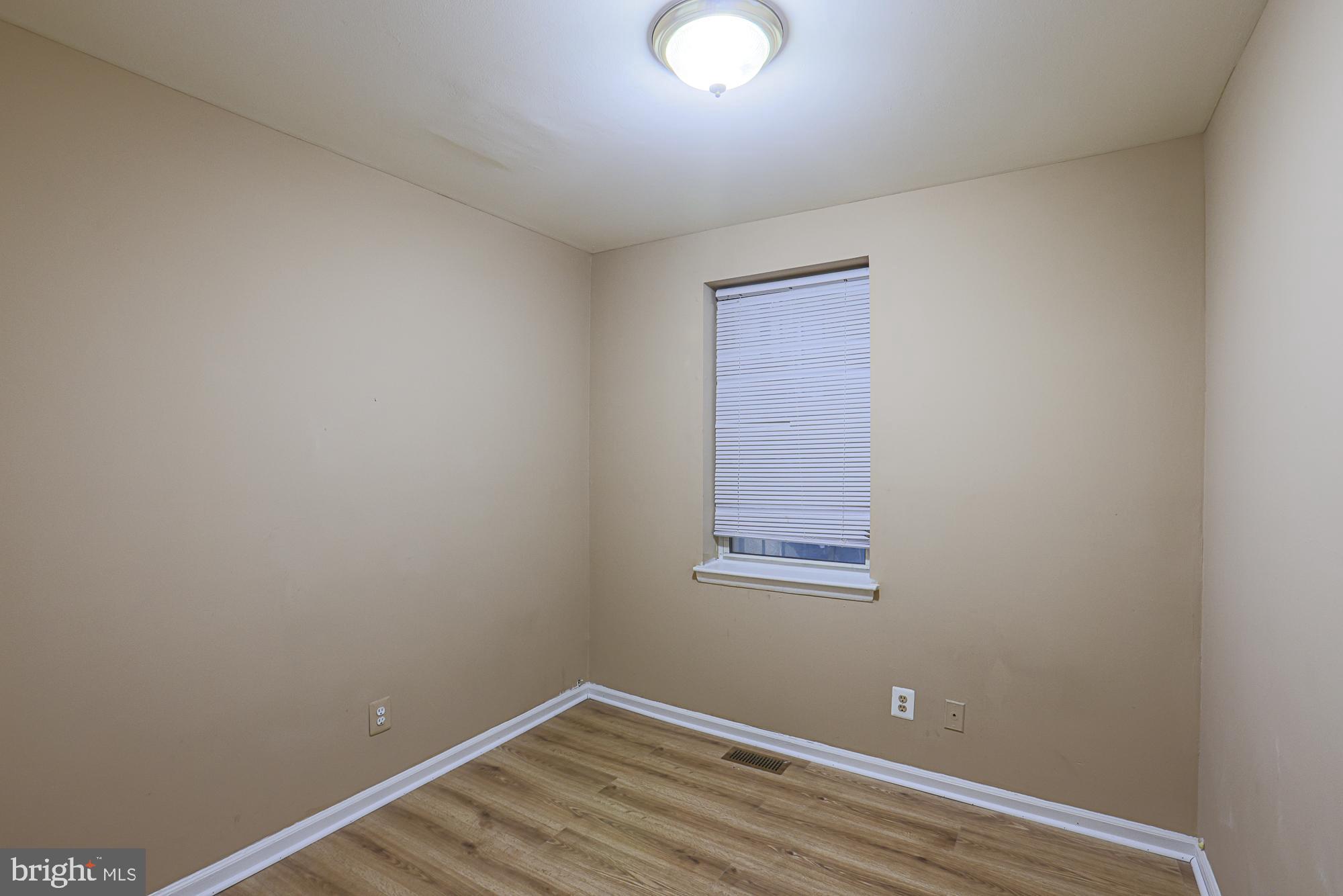 1025 Edmondson Avenue Baltimore, MD 21223 - Photo 32 of 36 Unit B (second floor) Third bedroom
