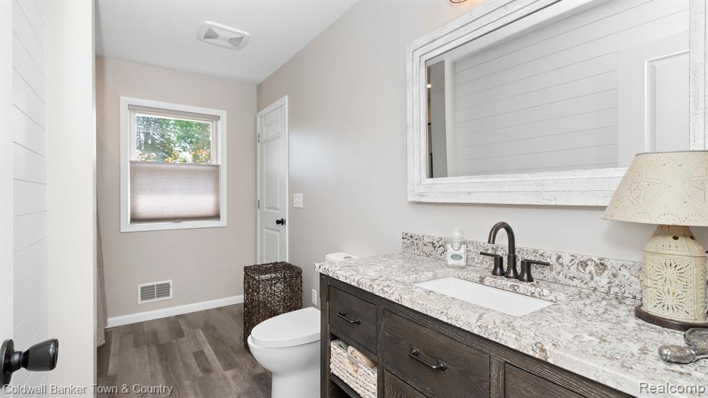 1313 Rush Lake Road Pinckney, MI 48169 - Photo 31 of 64