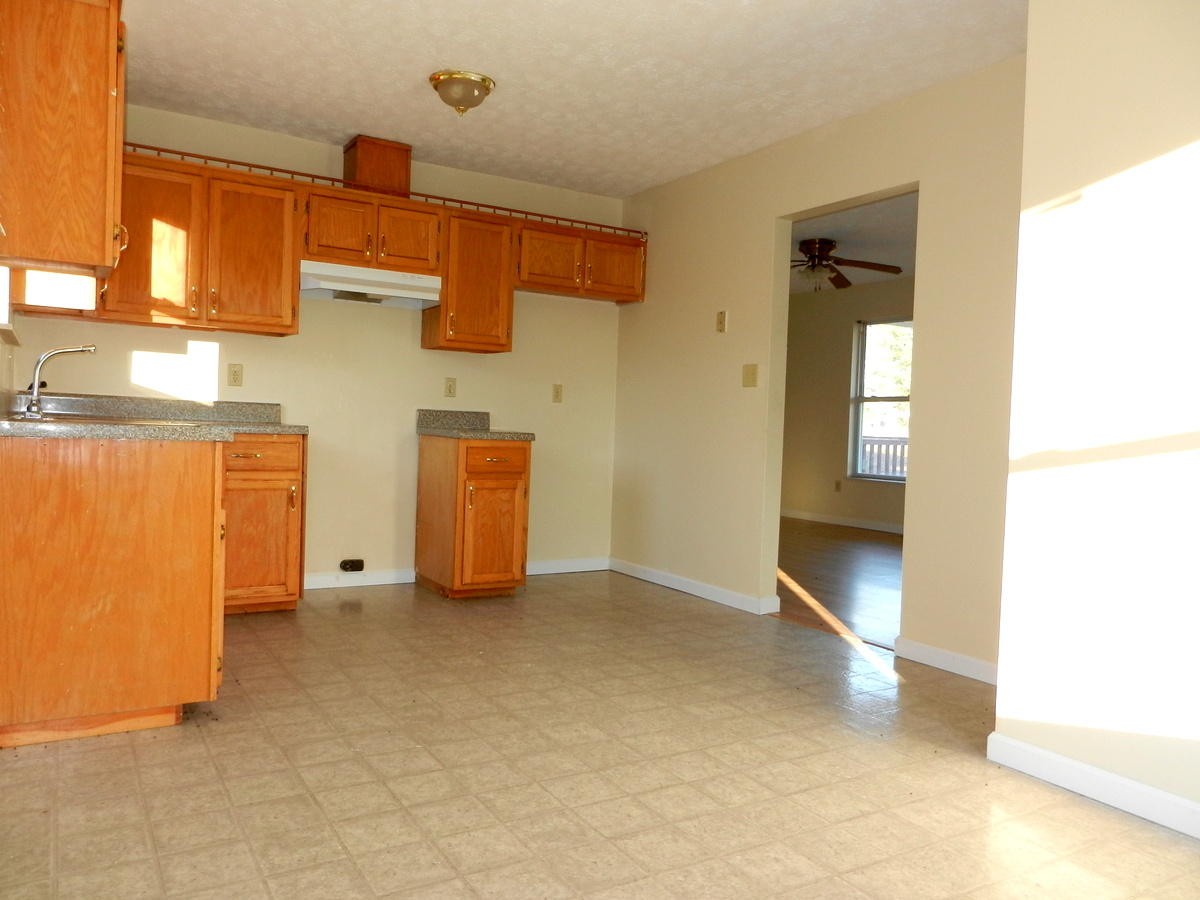 547 Pea Ridge Road Sunbright, TN 37872 - Photo 11 of 17 Gallery Image 11