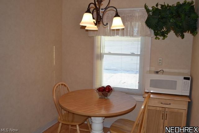 3546 St Albans Road Cleveland Heights, OH 44121 - Photo 8 of 24 BREAKFAST NOOK
