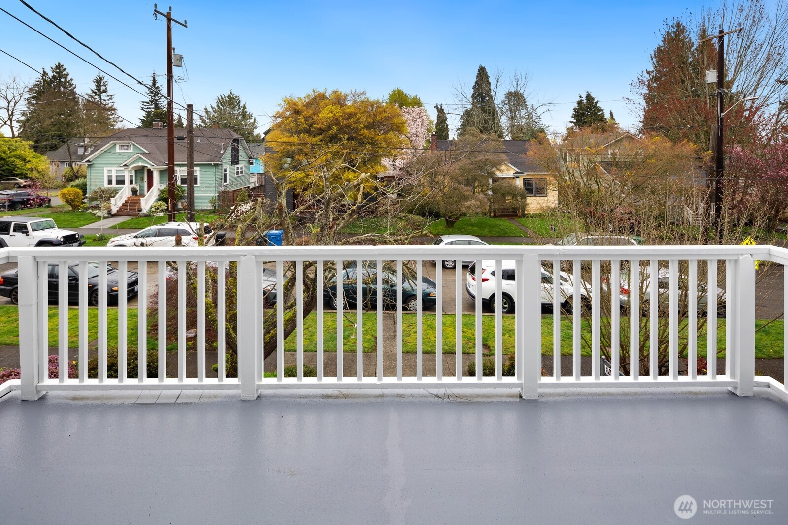 6051 33rd Avenue Northeast Seattle, WA 98115 - Photo 17 of 28