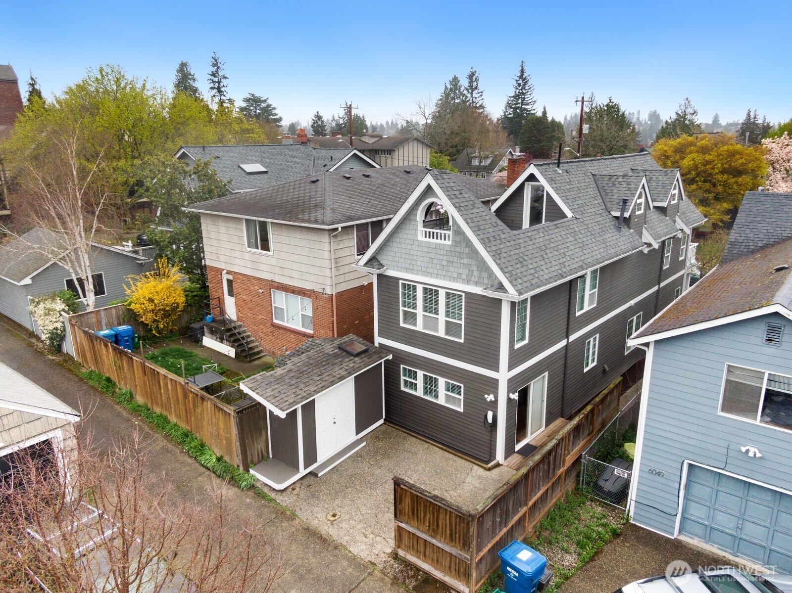 6051 33rd Avenue Northeast Seattle, WA 98115 - Photo 25 of 28
