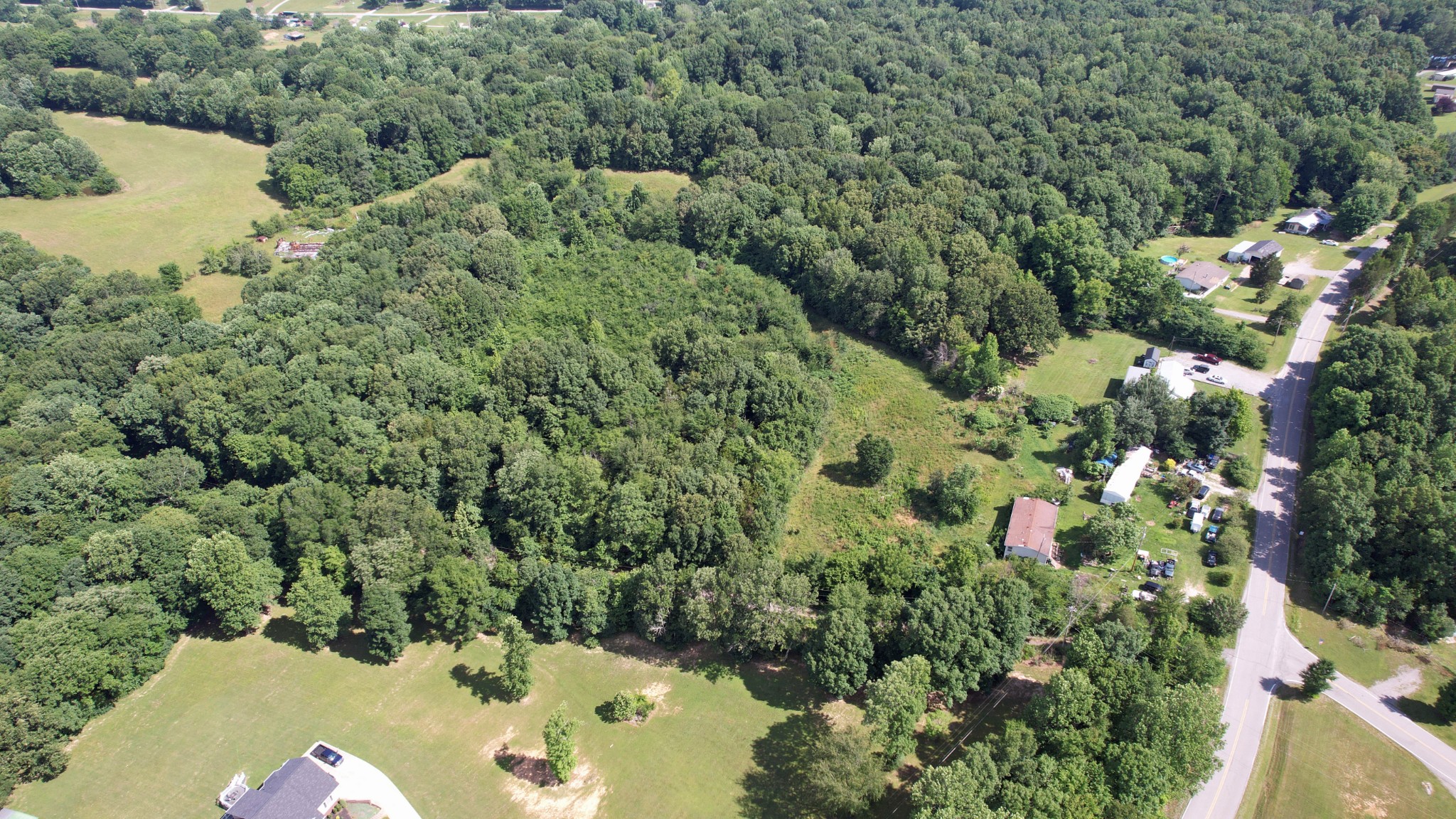 4370 Old Metal Road Palmyra, TN 37142 - Photo 12 of 60