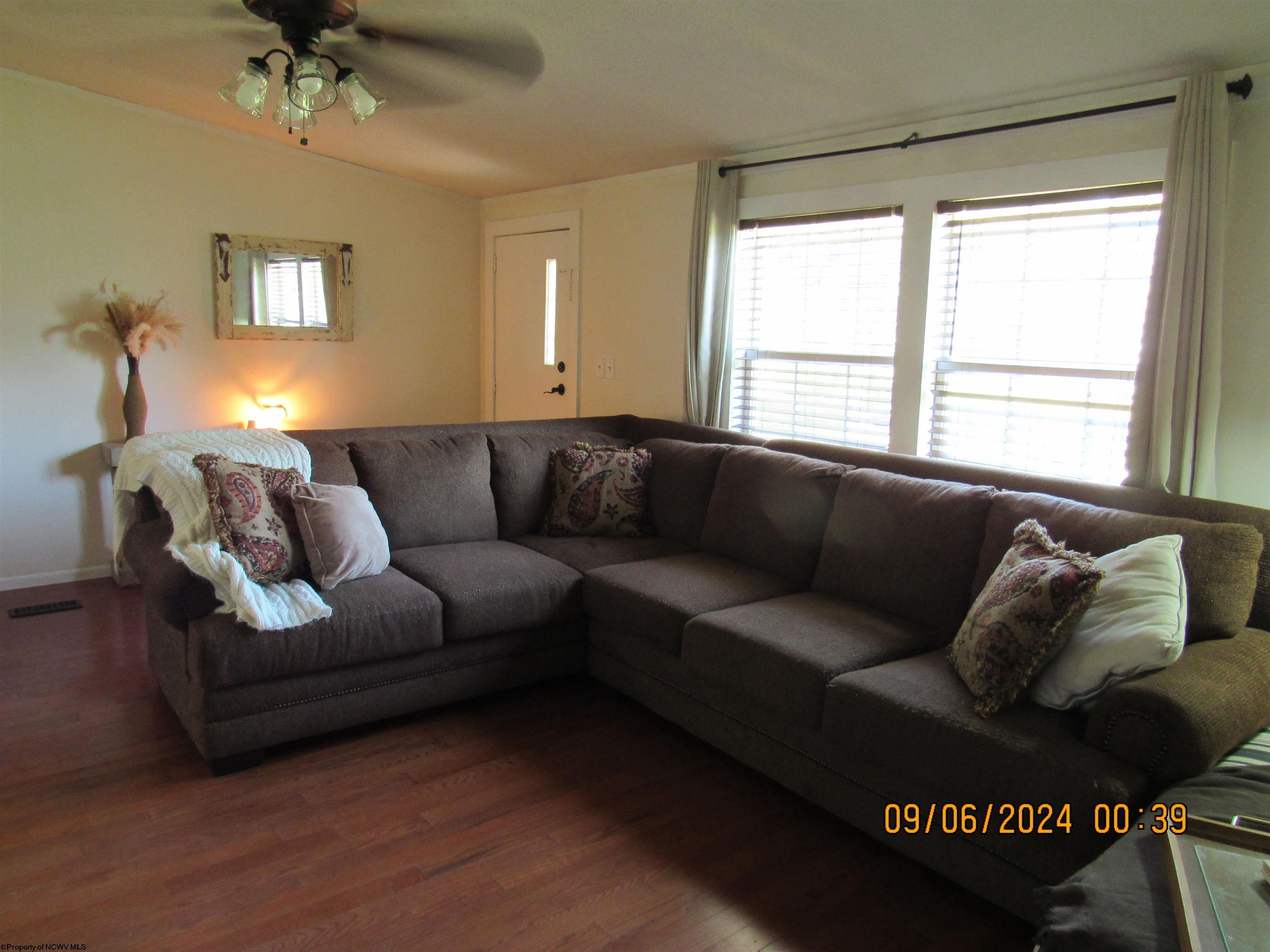 Gallery Image 6