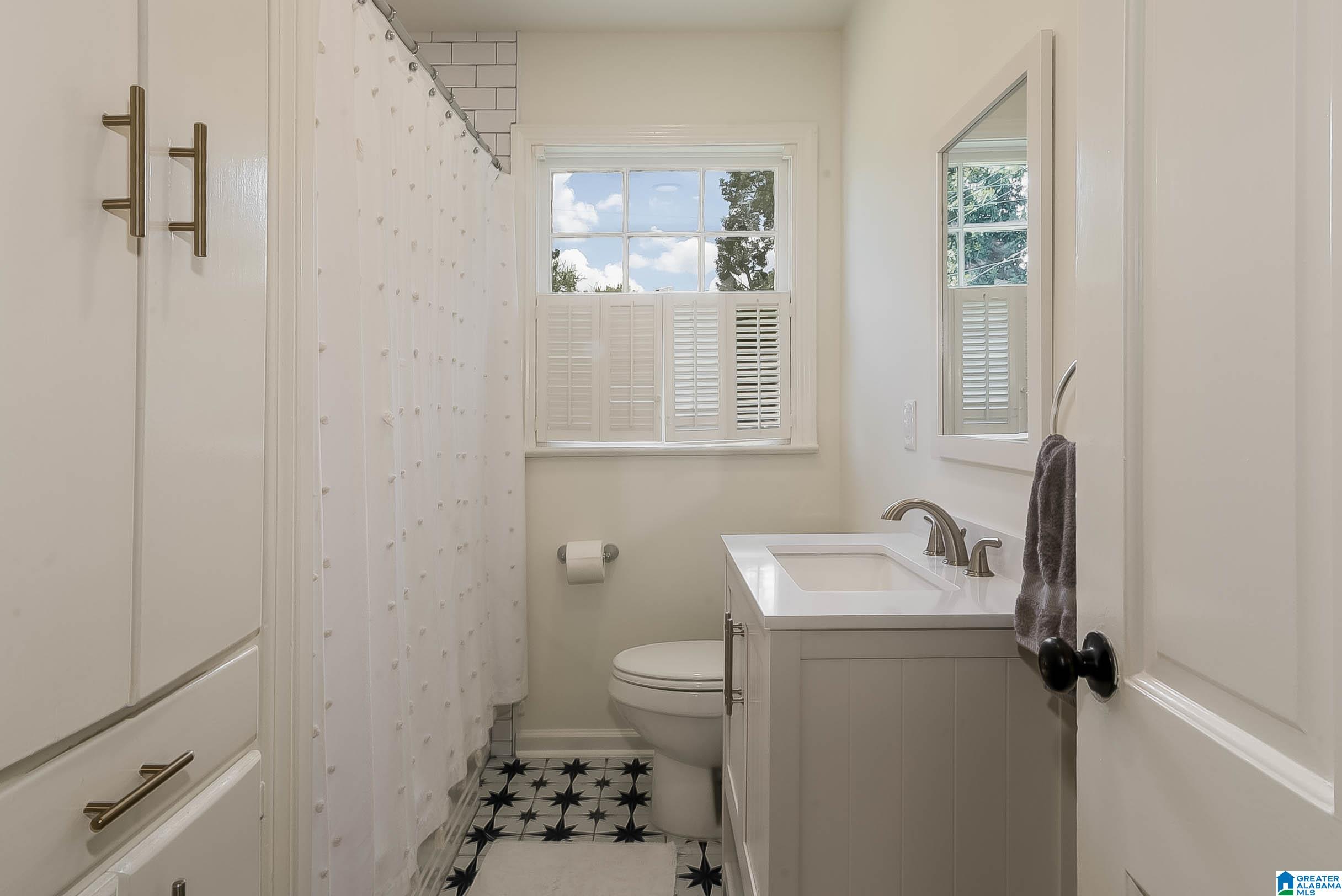 1953 Shades Crest Road Birmingham, AL 35216 - Photo 19 of 28