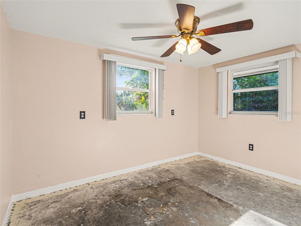 3468 Roslyn Road Venice, FL 34293 - Photo 11 of 24