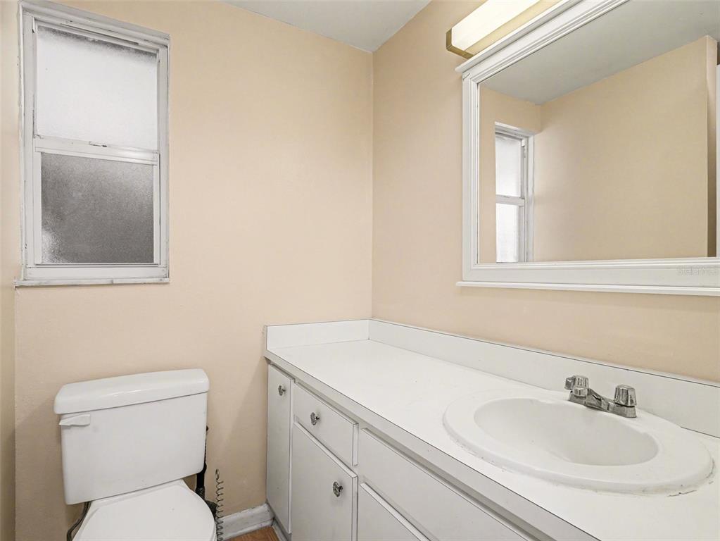 3468 Roslyn Road Venice, FL 34293 - Photo 18 of 24