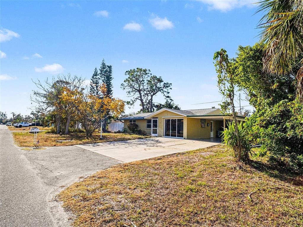 3468 Roslyn Road Venice, FL 34293 - Photo 5 of 24