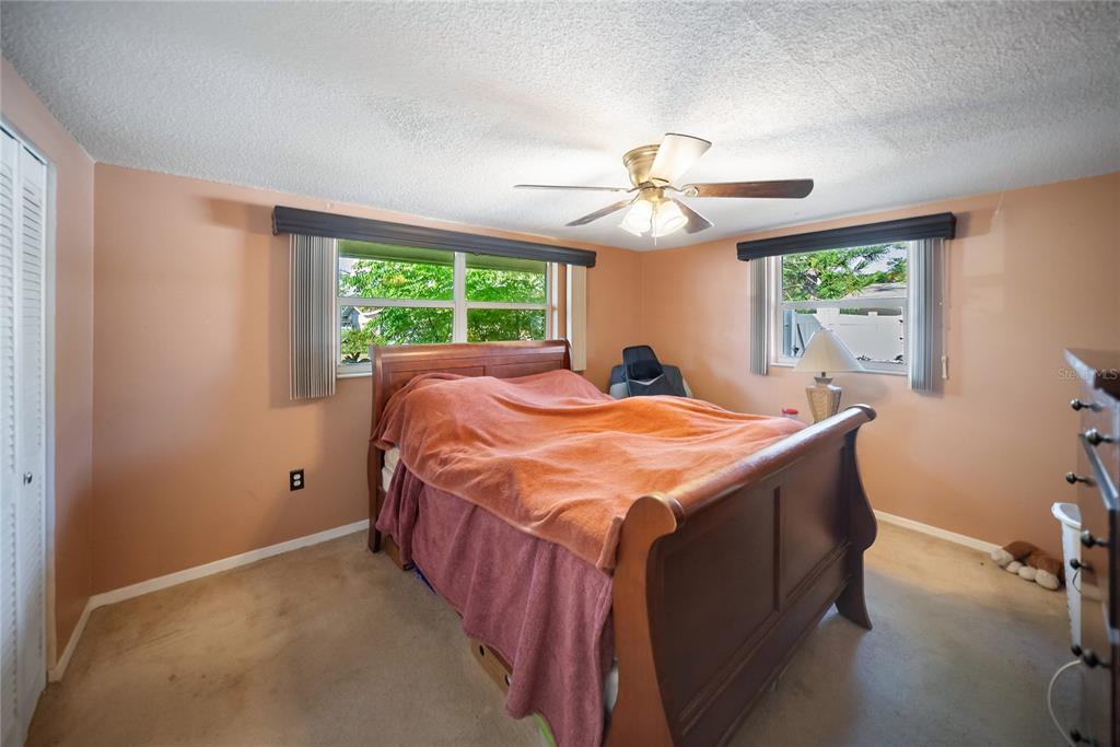 3468 Roslyn Road Venice, FL 34293 - Photo 10 of 24