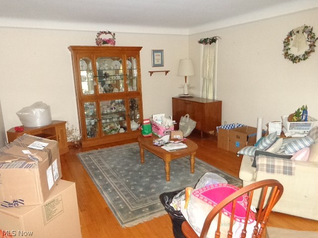 6451 Keltonshire Road Parma, OH 44129 - Photo 6 of 19 Living Room
