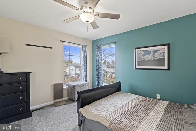 $425,000 | 5 Panama Court, Carneys Point, NJ 08069