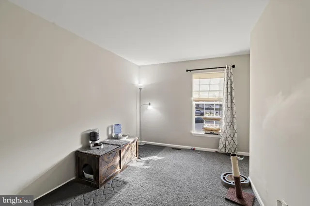 $425,000 | 5 Panama Court, Carneys Point, NJ 08069