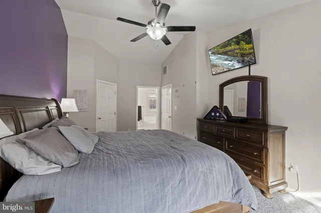 $425,000 | 5 Panama Court, Carneys Point, NJ 08069