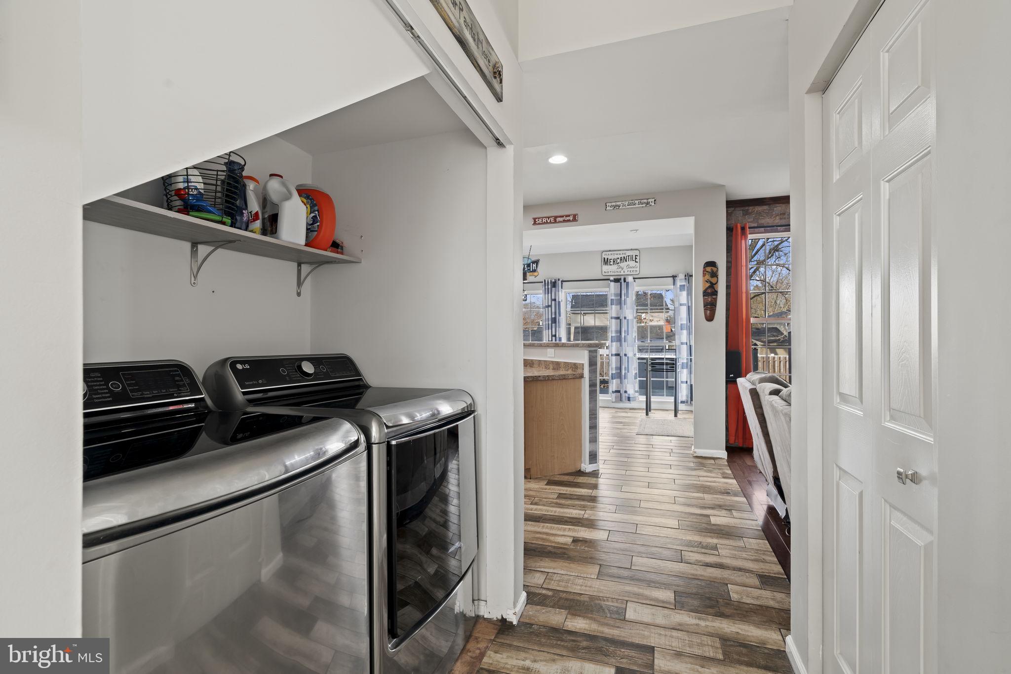 5 Panama Court Carneys Point, NJ 08069 - Photo 8 of 36 a kitchen with a stove and a refrigerator