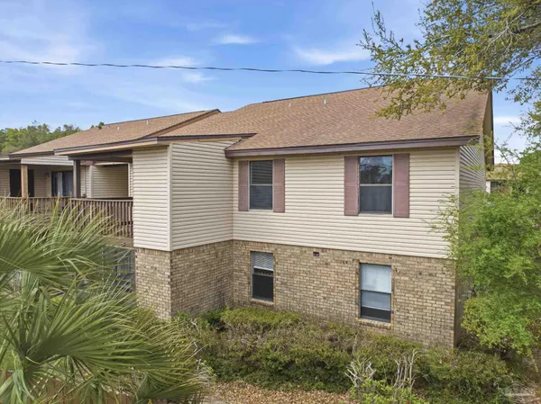 $1,500 | 2300 West Michigan Avenue, Unit 3, Pensacola, FL 32526