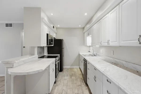 $1,500 | 2300 West Michigan Avenue, Unit 3, Pensacola, FL 32526