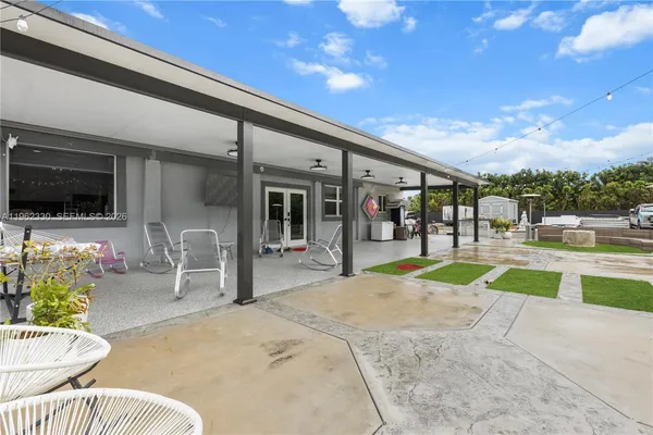 $1,195,000 | 33300 Southwest 212th Avenue, Homestead, FL 33034