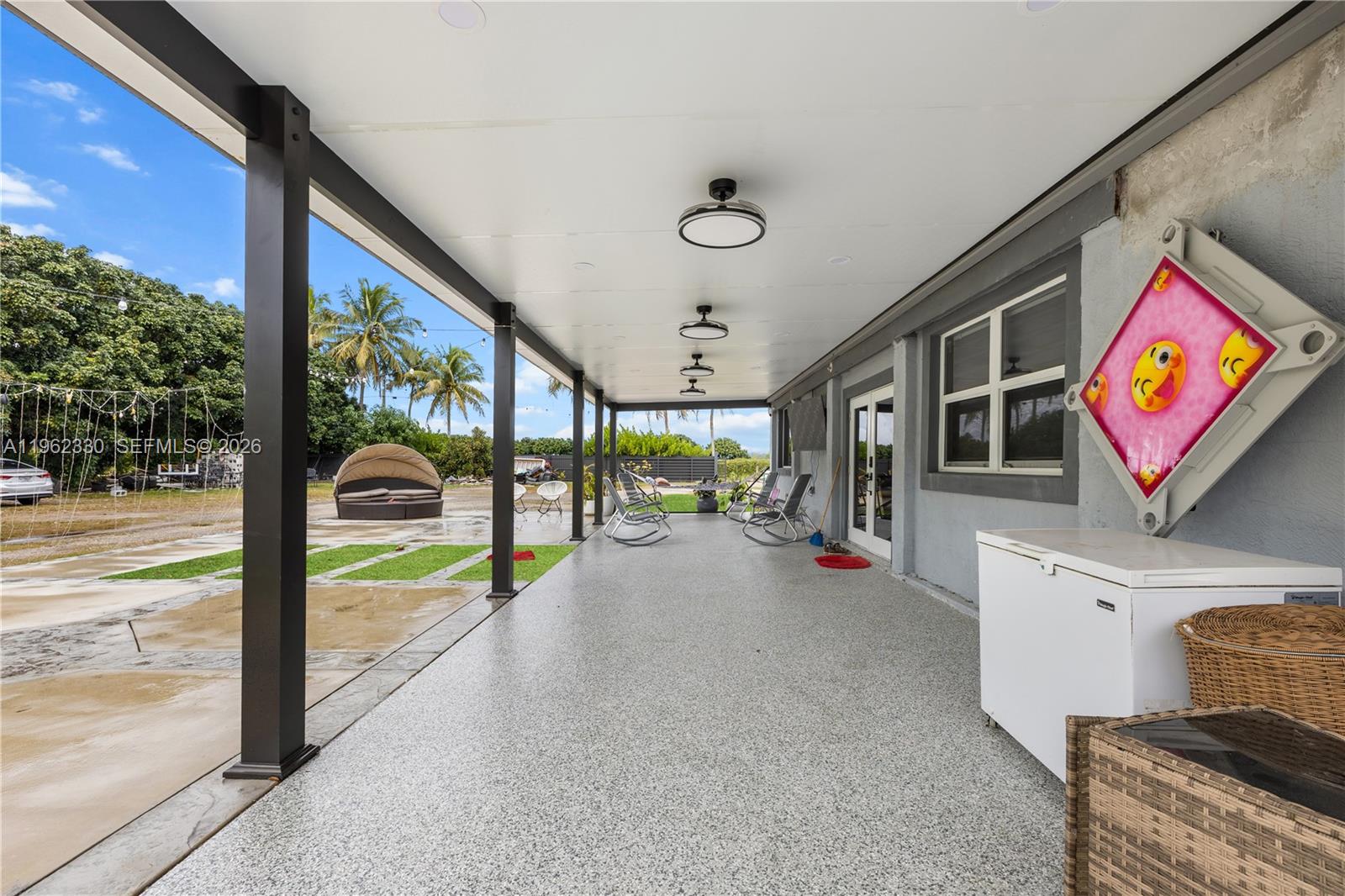 33300 Southwest 212th Avenue Homestead, FL 33034 - Photo 5 of 60