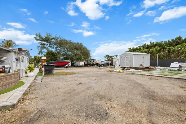 $1,195,000 | 33300 Southwest 212th Avenue, Homestead, FL 33034