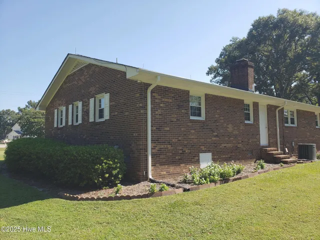 $259,900 | 7135 Fate Road, Lucama, NC 27851