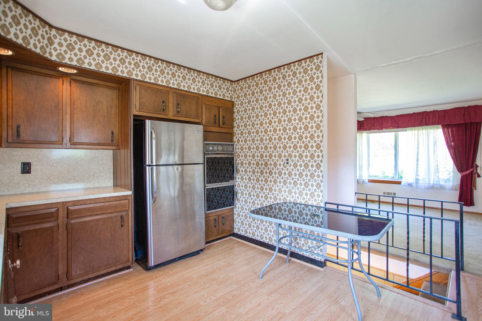 3677 Hineline Road Baltimore, MD 21229 - Photo 9 of 26 Gallery Image 9