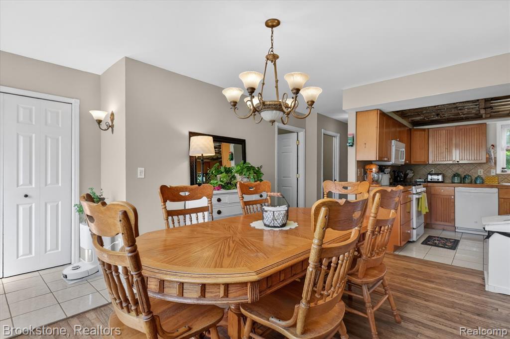 9455 Andersonville Road Clarkston, MI 48346 - Photo 16 of 80