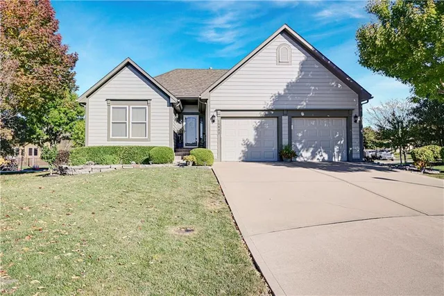 $439,950 | 15402 South Hillside Street, Olathe, KS 66062