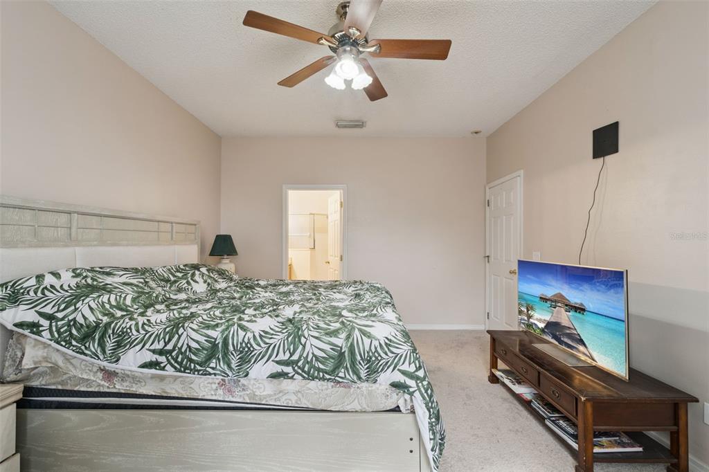 367 Hickory Springs Place DeBary, FL 32713 - Photo 16 of 34