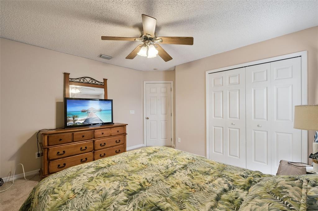 367 Hickory Springs Place DeBary, FL 32713 - Photo 20 of 34