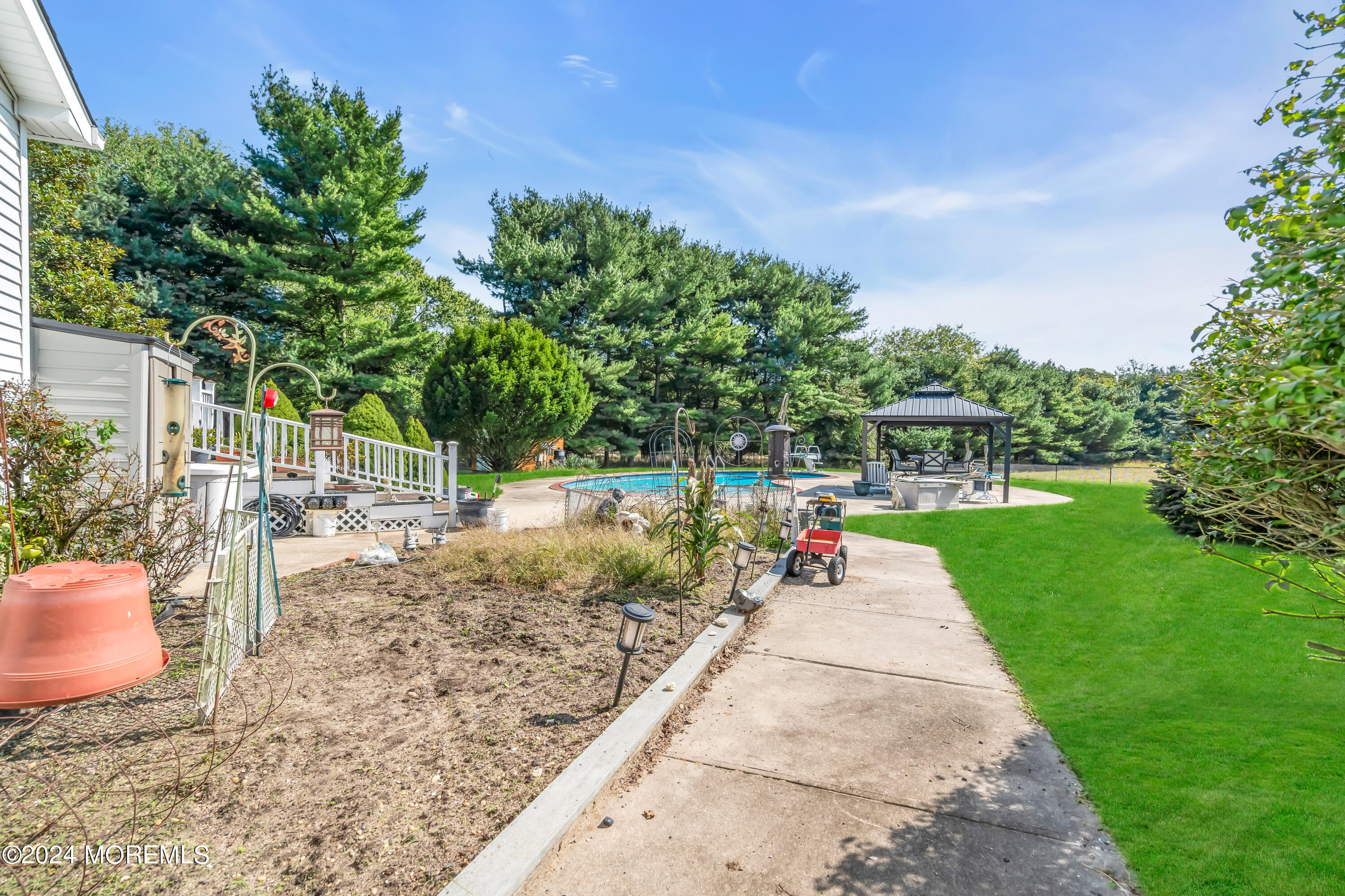1521 Silverton Road Toms River, NJ 08755 - Photo 29 of 59 a view of a backyard