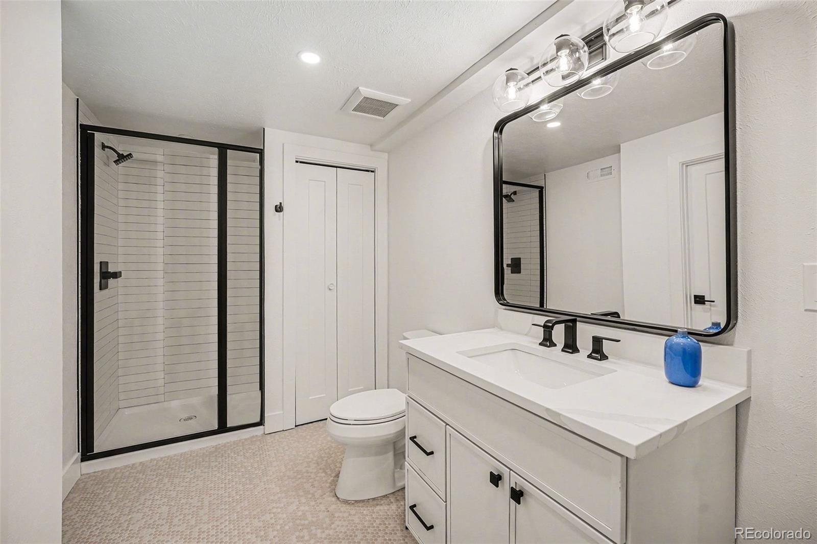 3825 South Peach Way Denver, CO 80237 - Photo 13 of 22