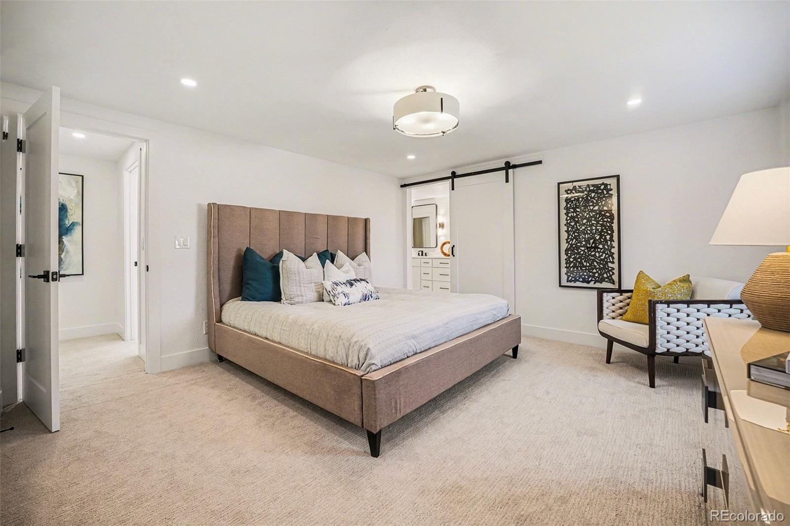 3825 South Peach Way Denver, CO 80237 - Photo 7 of 22