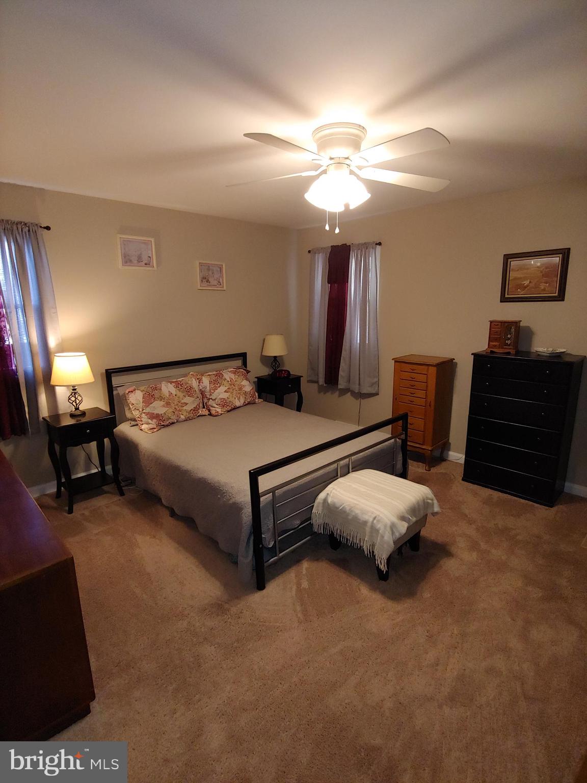 547 Joppa Farm Road Joppa, MD 21085 - Photo 11 of 35 MASTER BEDROOM W/ CEILING FAN & LIGHT ATTACHMENT
