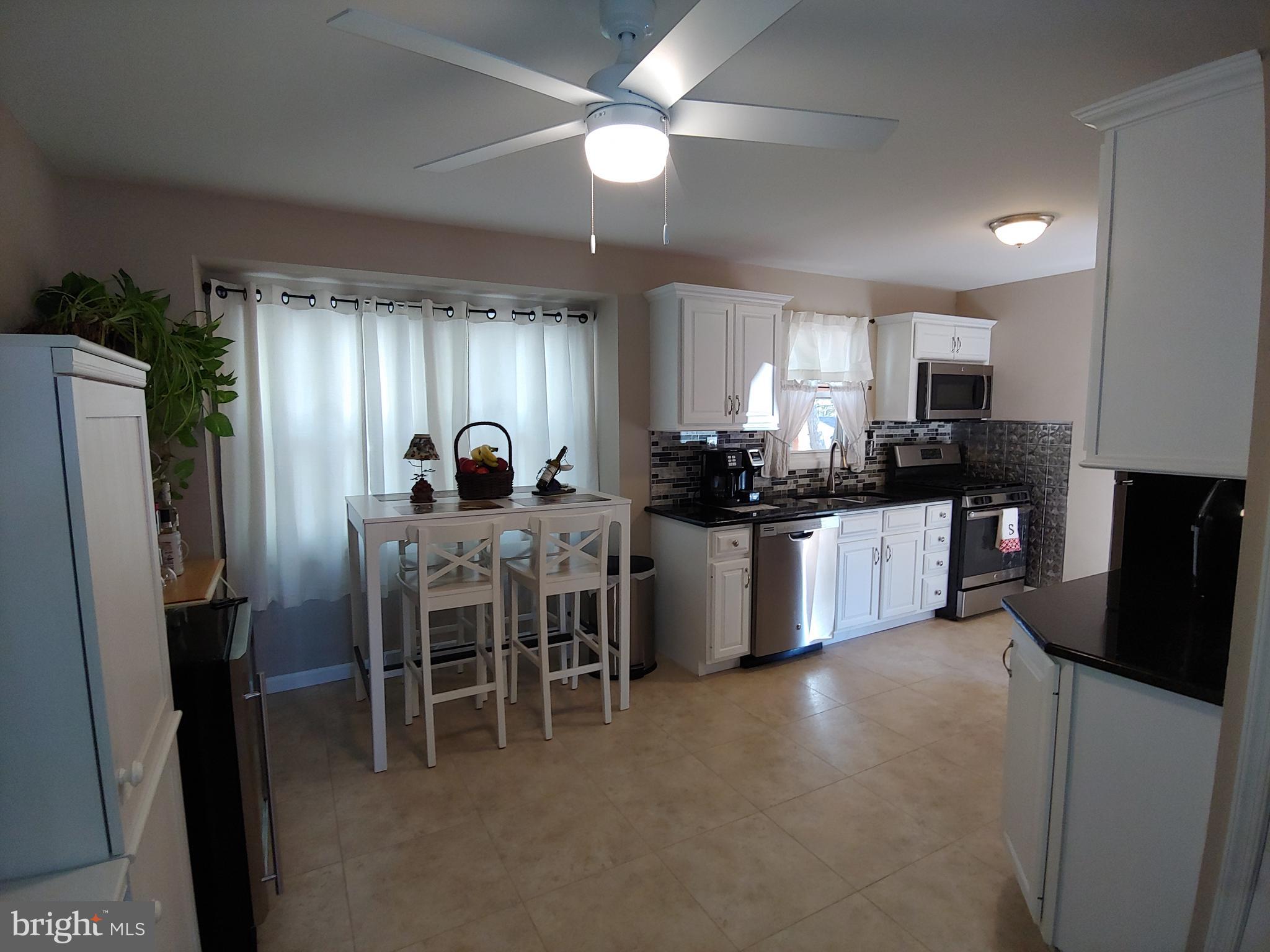547 Joppa Farm Road Joppa, MD 21085 - Photo 5 of 35 LARGE, EAT-IN SUNNY KITCHEN