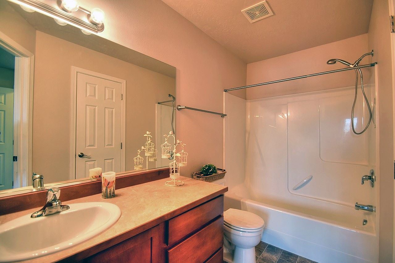 13405 East Sprague Avenue, Unit C102 Spokane Valley, WA 99216 - Photo 9 of 20