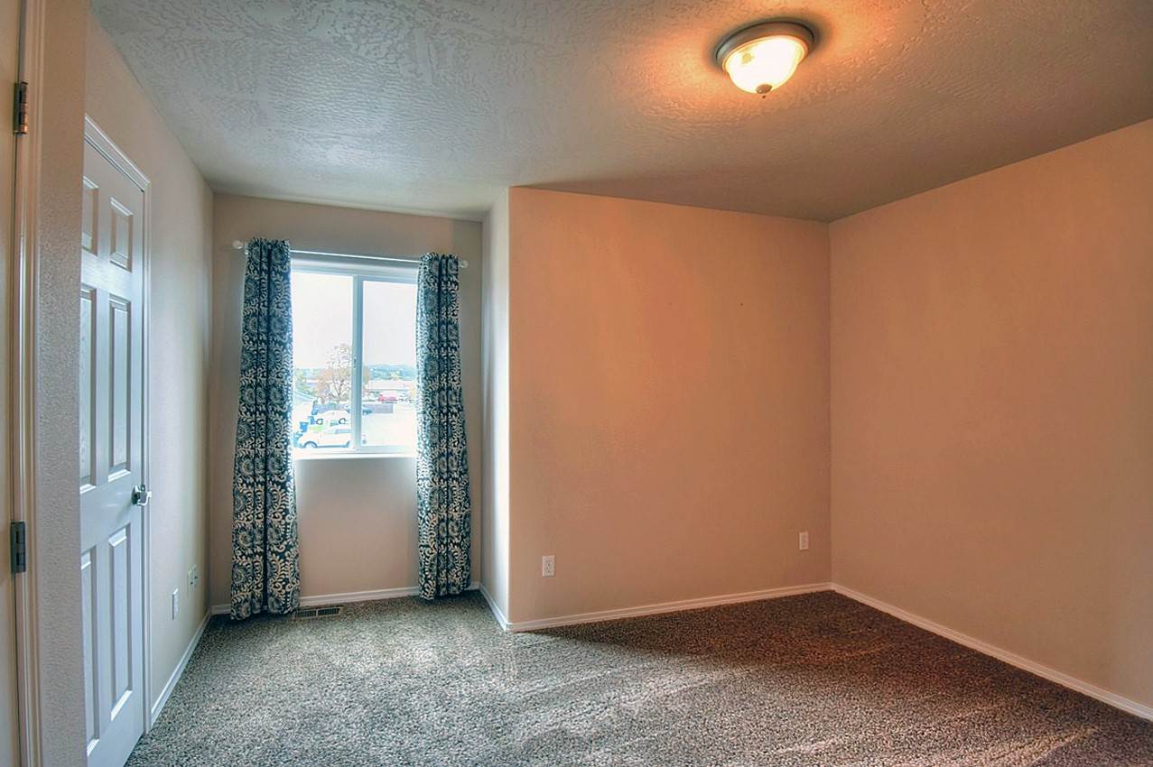 13405 East Sprague Avenue, Unit C102 Spokane Valley, WA 99216 - Photo 10 of 20