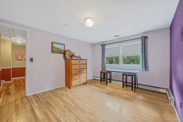 $949,997 | 10 Spyglass Lane, East Setauket, NY 11733