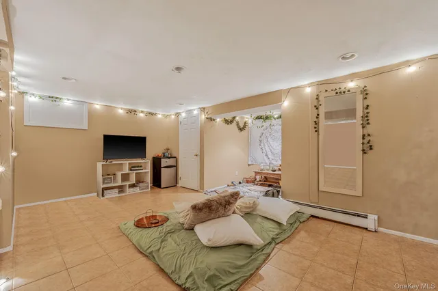 $949,997 | 10 Spyglass Lane, East Setauket, NY 11733