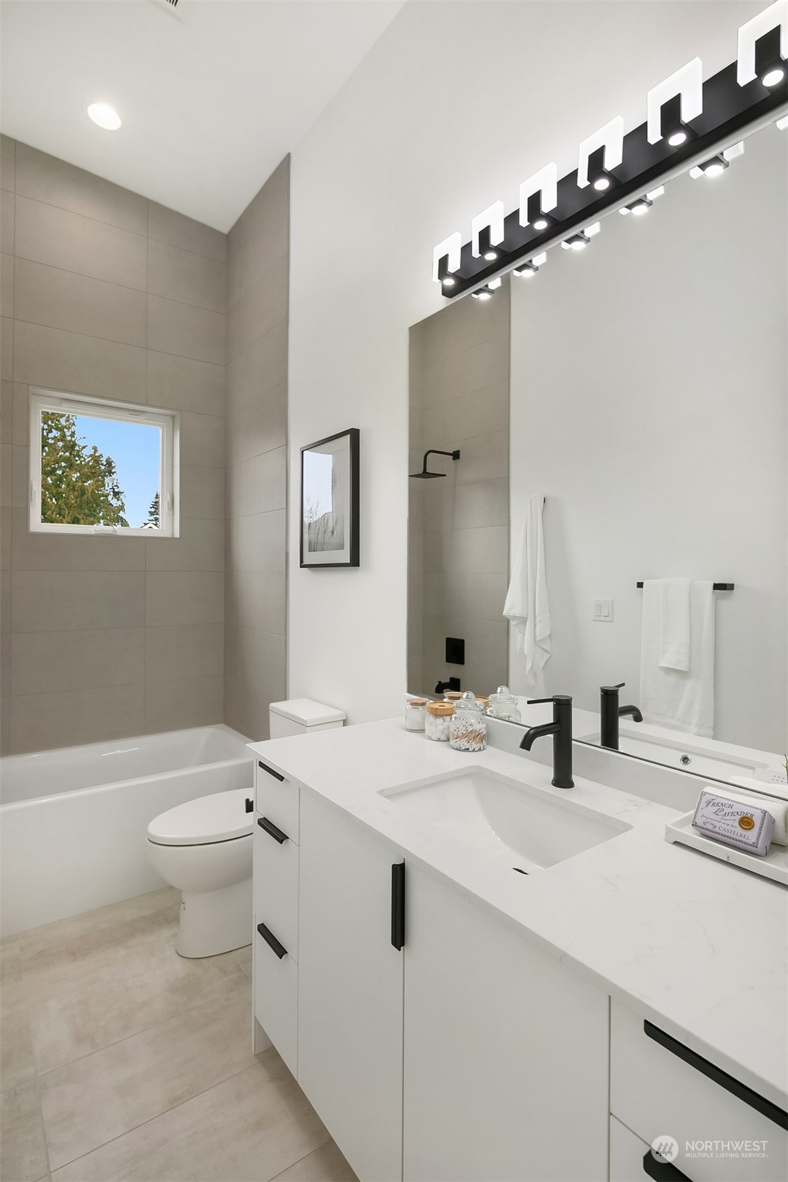 715 North 81st Street Seattle, WA 98103 - Photo 25 of 35