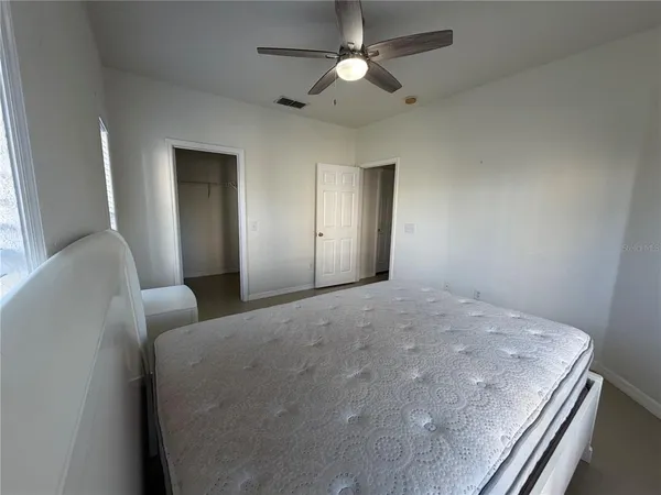 $1,800 | 3735 Conroy Road, Unit 2222, Orlando, FL 32839